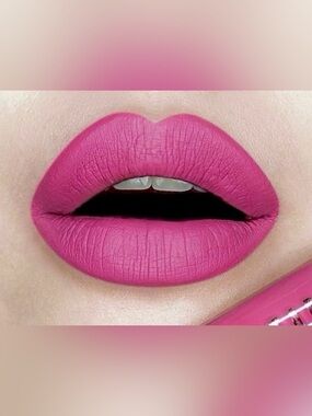 Jeffree Star Velour Liquid Lipstick in Sugar Spike